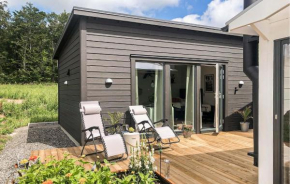 Cozy Home In Tvååker With Kitchen, Tvååker